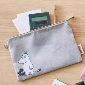 Gray Moomin Pouch with Zipper, Cosmetic Pouch